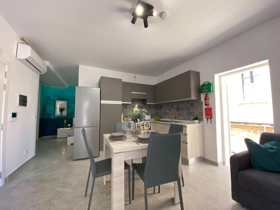 Lovely 1- Bedroom Apartment In Floriana エクステリア 写真
